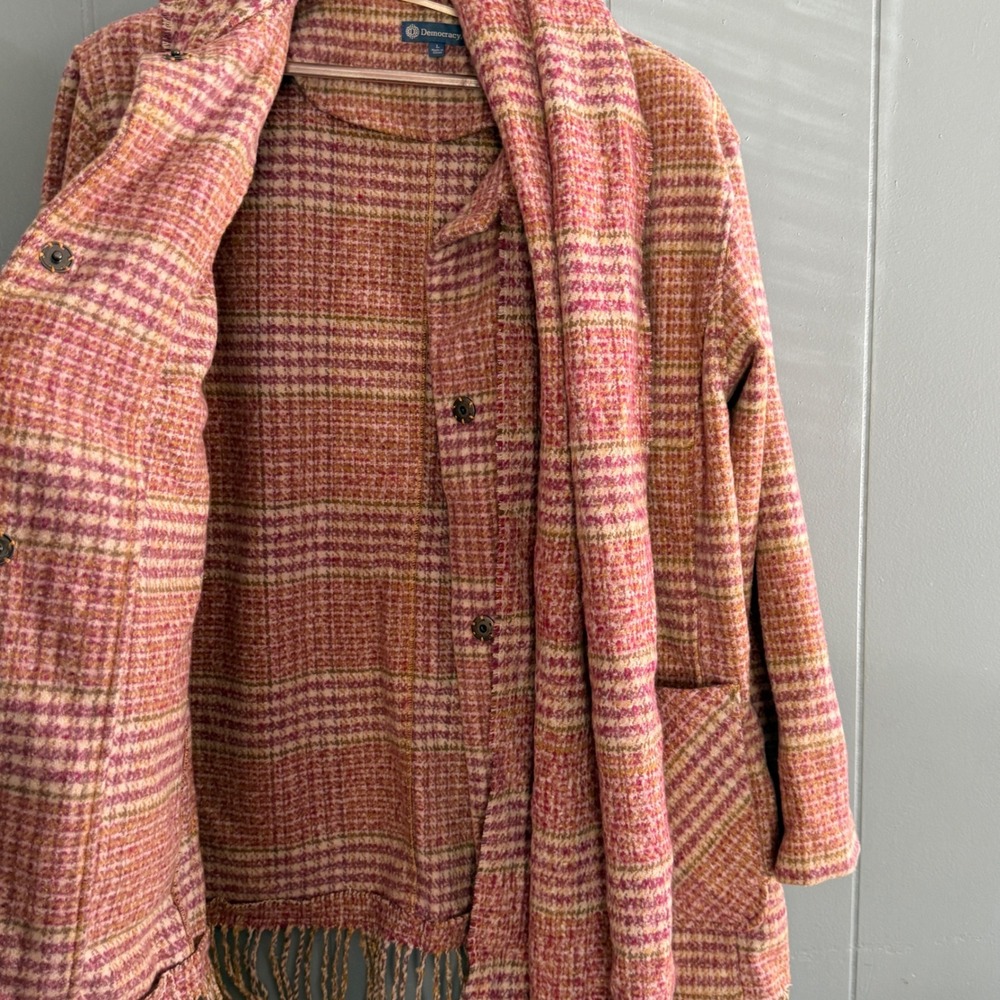 Democracy Womens Large Raspberry Multi Plaid Tubular Fringe Coat Attached Scarf - Picture 15 of 15